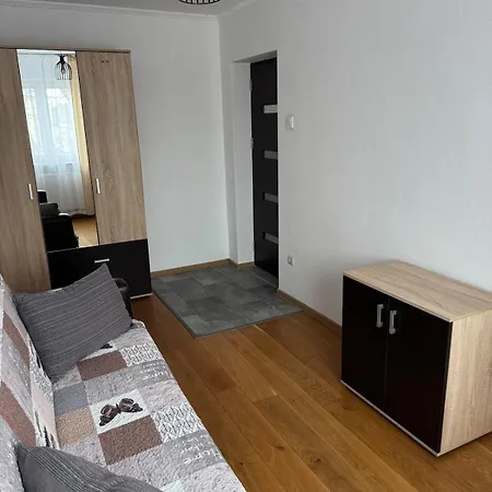 Modern 3br Near Nicolae Romanescu Park Apartmán