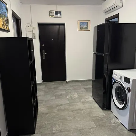 Modern 3br Near Nicolae Romanescu Park